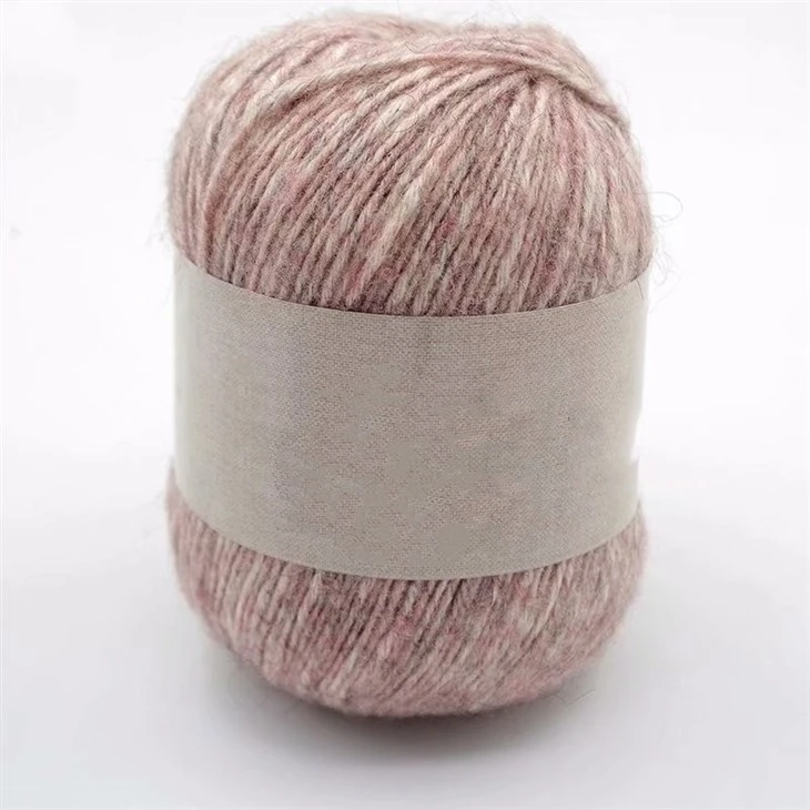 100 lambswool yarn